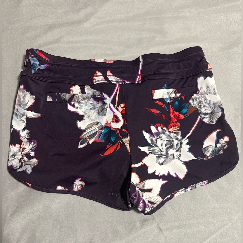 Athleta Floral Running Shorts Drawstring Lined Pockets Size S - Picture 3 of 6